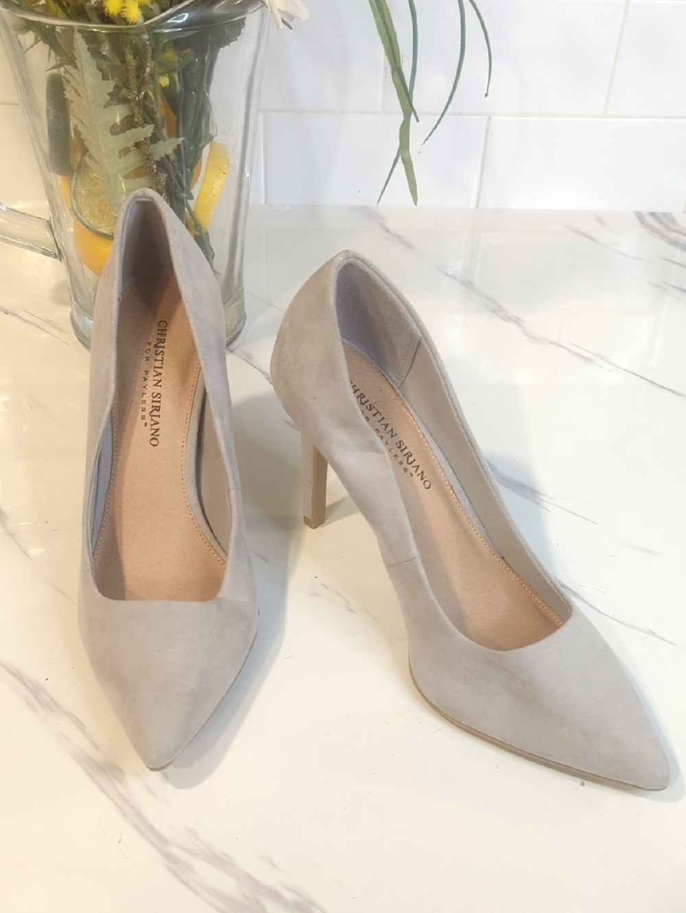 9.5M Christian Siriano Grey Suede Pointed-Toe Pumps